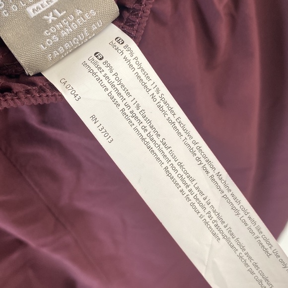 (A54) Balance Collection | Wine Tasting 7'' Carlton Shorts - Men, Size XL, NWT - Picture 9 of 11